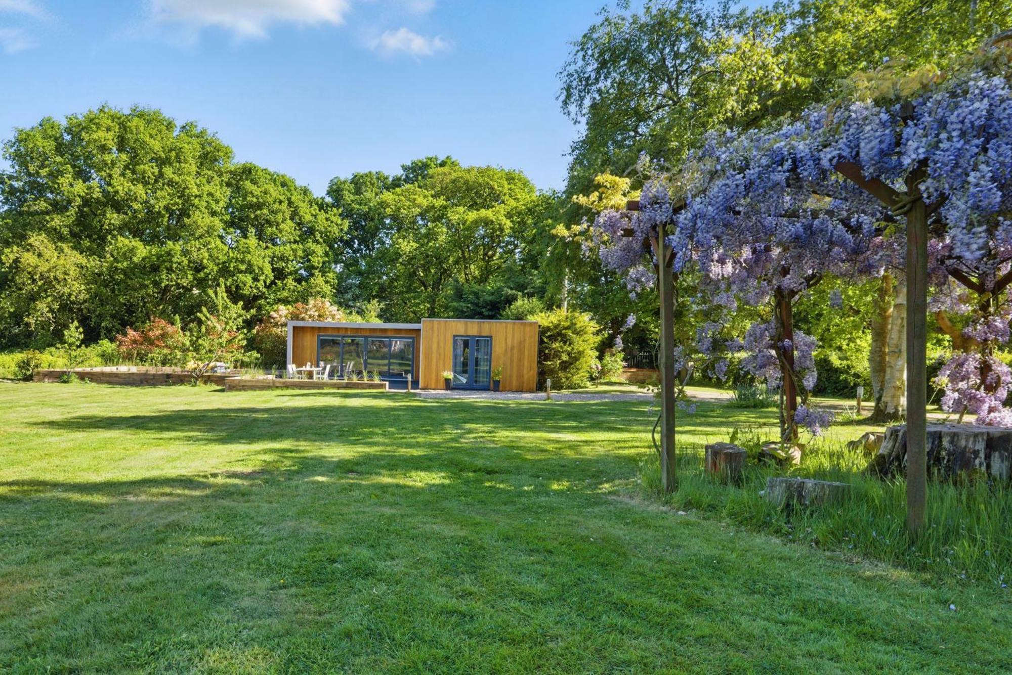 Independent Rural Detached Annexe With Free Private Parking Apartment Canterbury Exterior photo